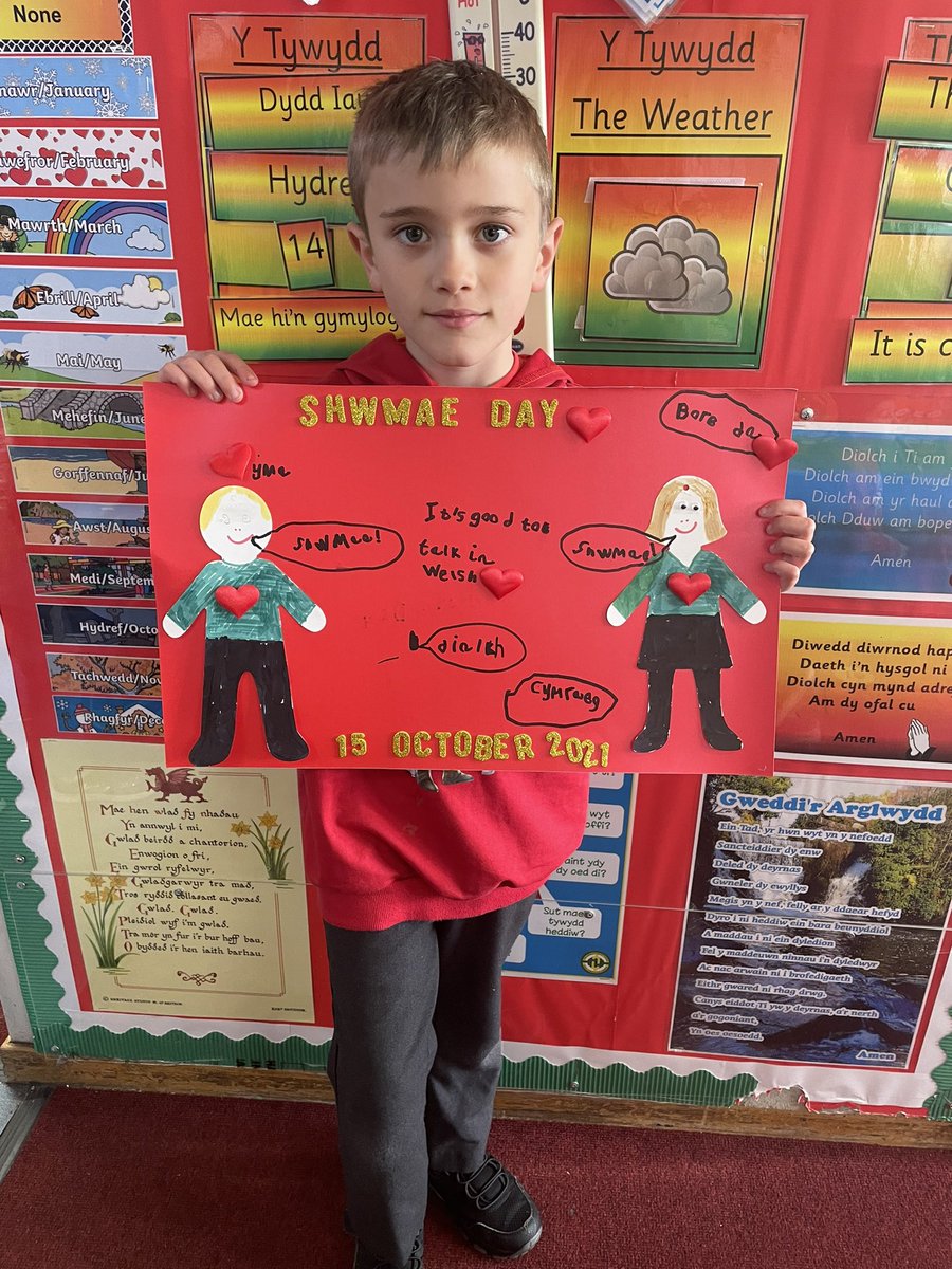 Penl122's tweet image. We are super proud of our dedicated Criw Cymraeg for making these excellent Shwmae Day posters! Diolch yn fawr! 🏴󠁧󠁢󠁷󠁬󠁳󠁿👍🏼#ShwmaeSumae21 @PenllergaerP #PPSCC #PPSPV #PPSLLC