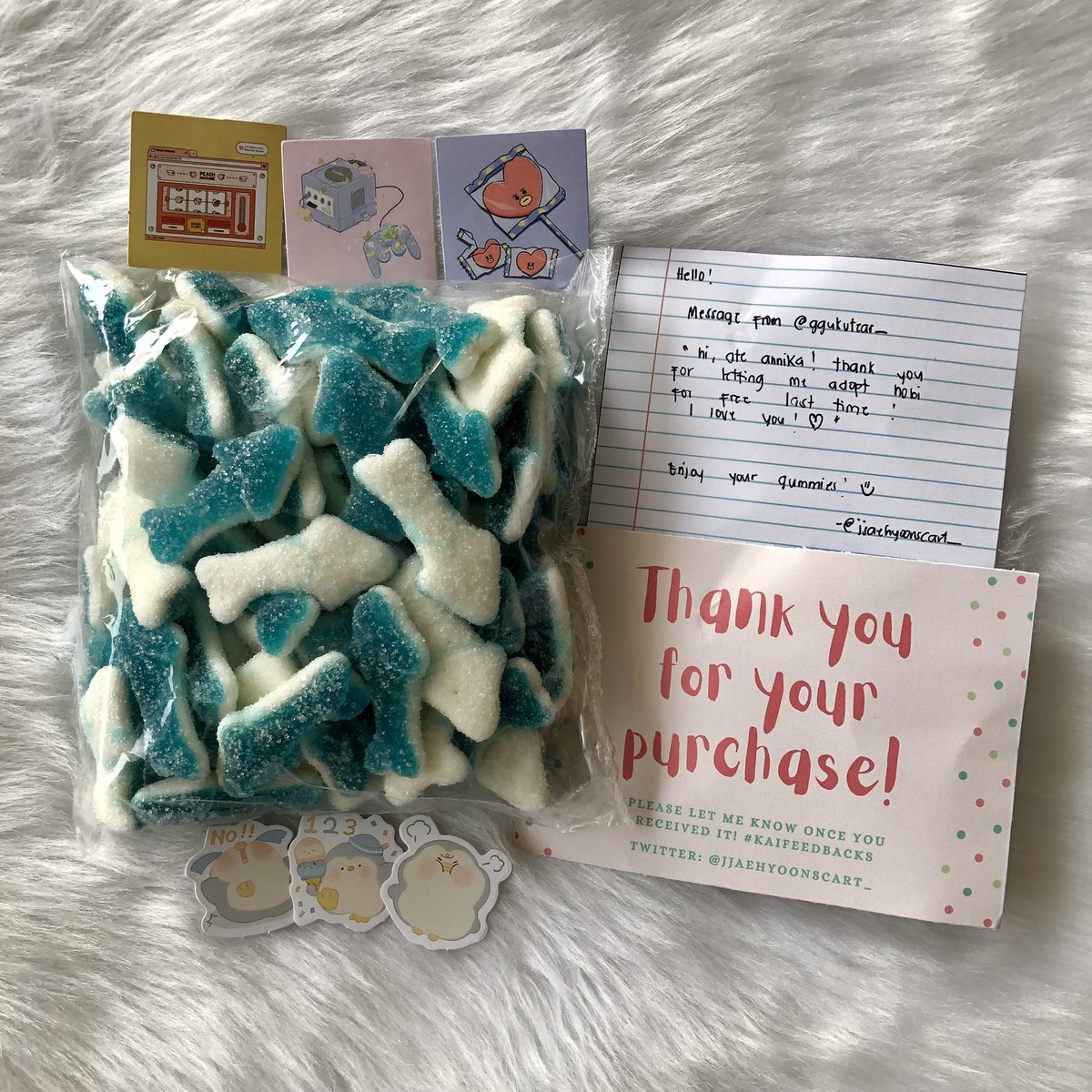 vanillattaecart's tweet photo. thank you sm @ggukvtear_ sa pa-gummies mo 🥺 i appreciate you so much huhu love you soaper <3 thank you also @jjaehyoonscart_ for the fast transaction! 🥰

— #kaifeedbacks https://t.co/eaw8xo7cB8