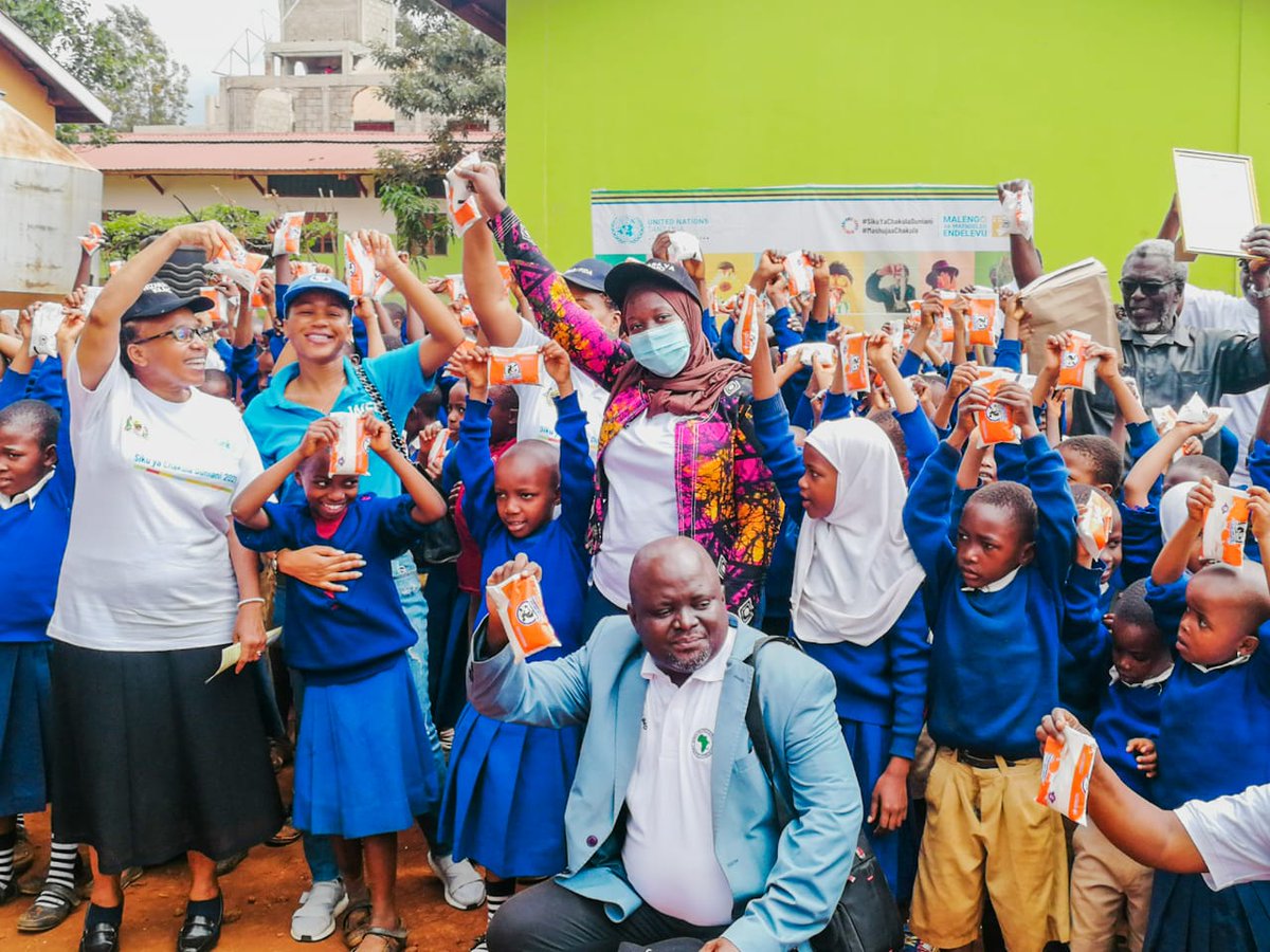 FAOTanzania's tweet photo. As we consider how to transform school #FoodSystems, let us also consider how to strengthen school feeding programmes. 

#WorldFoodDay https://t.co/8sdtuAb05A