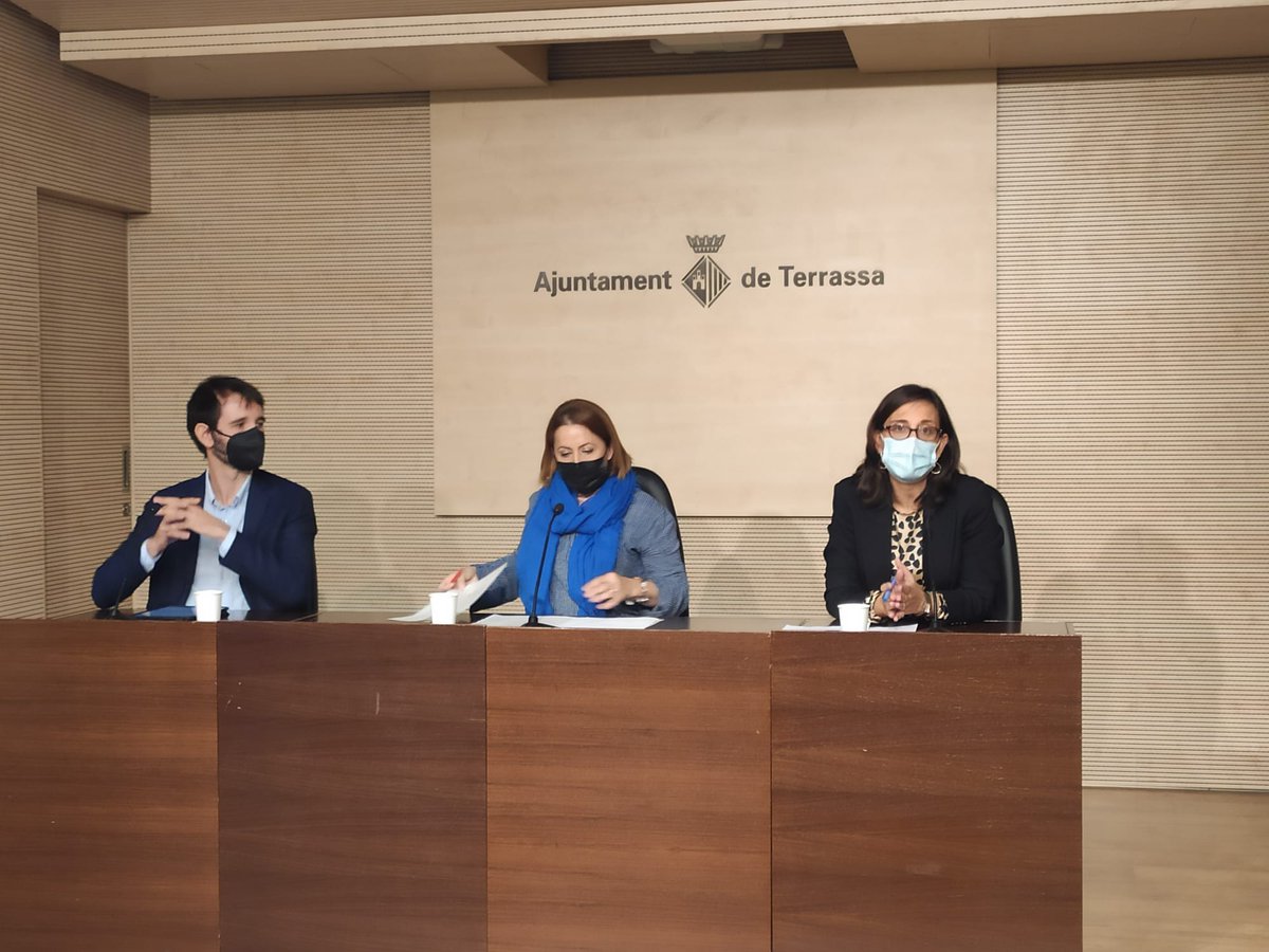 <a href="/UICbarcelona/">UICBarcelona</a> <a href="/ajterrassa/">Ajuntament de Terrassa</a> <a href="/OncolligaCAT/">Fundació Oncolliga</a> <a href="/FundlaCaixa/">Fundación ”la Caixa”</a> ✅ El compromís és:
🔸 Desenvolupar accions de sensibilització i difusió sobre la necessitat de la #cura en situacions de malalties avançades i en les darreres etapes de la vida.

#EAPScuidesUIC <a href="/FundlaCaixa/">Fundación ”la Caixa”</a> #EAPS <a href="/OncolligaCAT/">Fundació Oncolliga</a> <a href="/ajterrassa/">Ajuntament de Terrassa</a>
