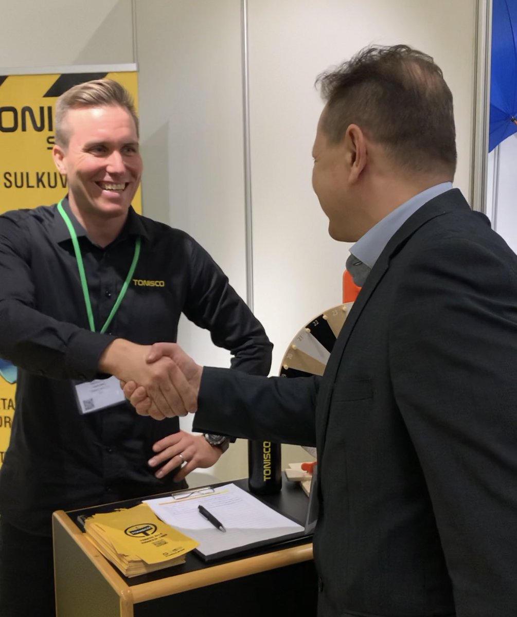 Hyviä keskusteluita ja innovatiivisiä ratkaisuista vesihuoltoon. Toniscon tekniiikan avulla pystytään paineellisesti huoltamaan ja kunnossapitämään putkistoja, ja kaikki tämä ilman käyttökeskeytyksiä! 

#yhdyskuntatekniikka #innovaatio #yhteistyö #vesihuolto #tonisco