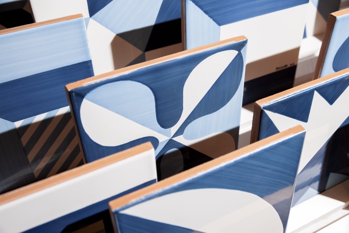 .<a href="/SolusCeramics/">Solus</a> displayed their Blu Ponti collection consisting of 33 hand crafted terracotta tiles at this year's #DesignLondon. Did you see the collection?