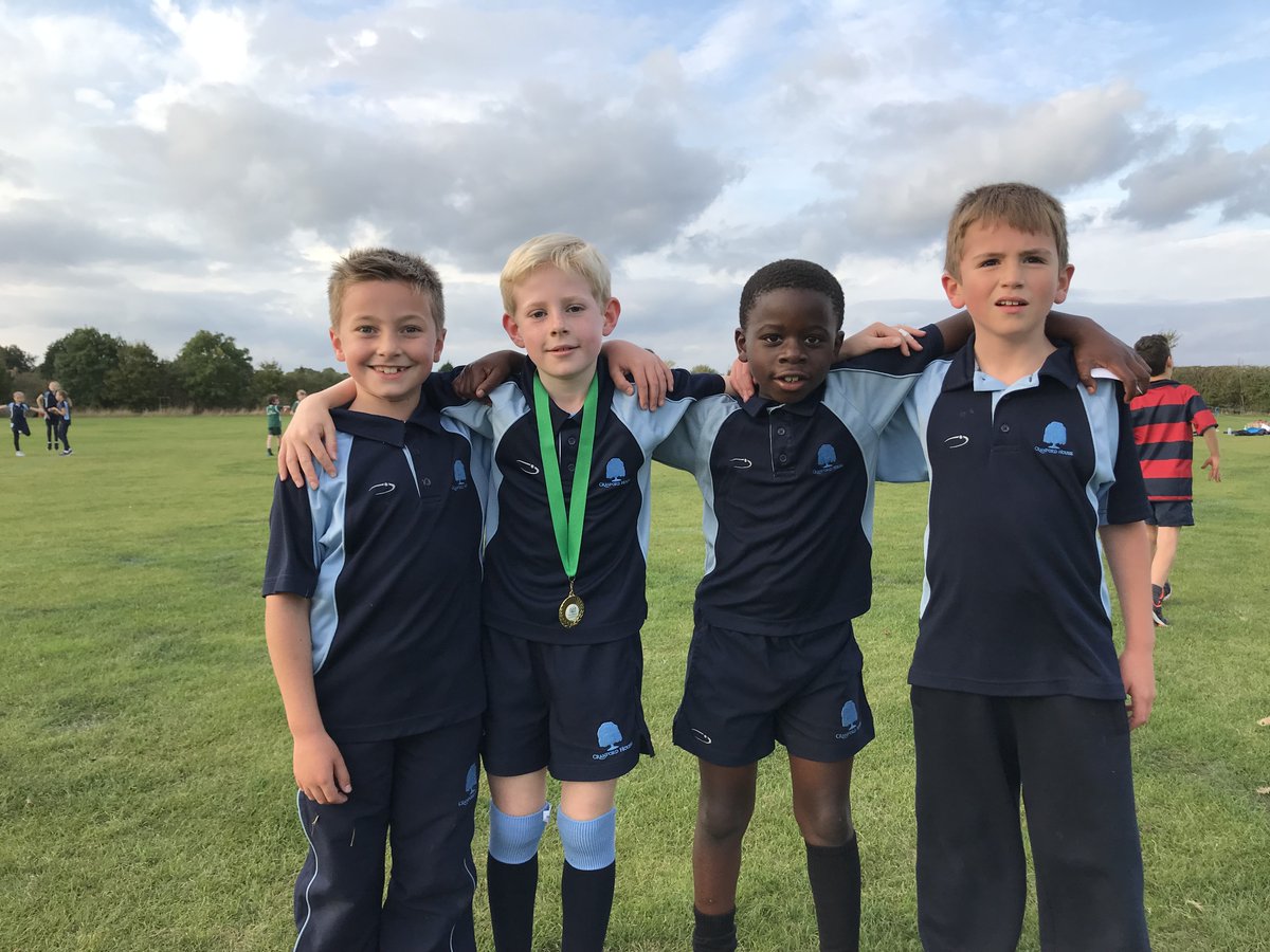 CHSPEDept's tweet photo. Our Junior Cross-country team represented Cranford House with pride at yesterdays meet. Truly outstanding team performance and individual efforts from all - well done! 👏

Thank you to @manorprep for organising such a brilliant event! https://t.co/VYeXDV1d6a