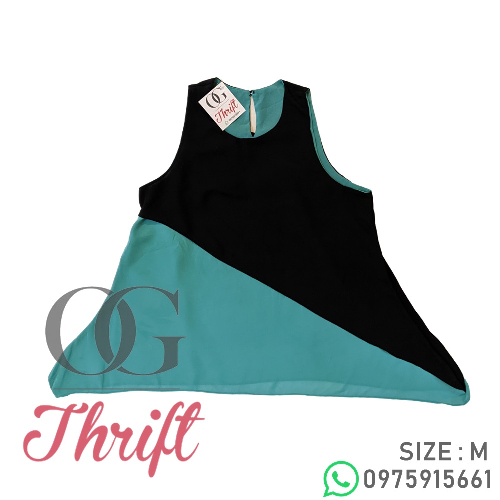 _OGThrift's tweet photo. For a statement sleeveless top that looks straight off the runway, this two-tone Black and Wedgewood piece is perfect for the weather and an easy stand-out. K40. Keep it #OG #CatalogUPDATE https://t.co/6Wp8X6z1wt