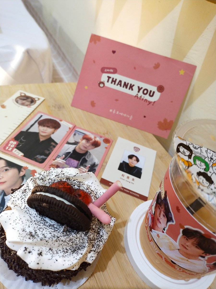 thank you lyn @macloudroni and @joongiegoddess for making such a meaningful and beautiful project like this. happy (late) jongho day!! 💗🎂🎉 

#ChangeForTheBetter_with종호 #종호에게가을 #종호  #에이티즈 @ATEEZofficial