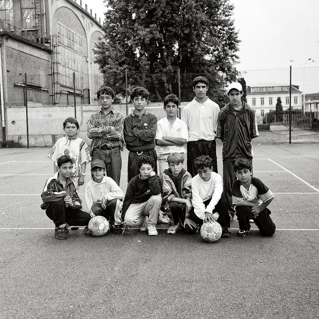 PicklesMagazine's tweet image. Daniel Belet has been photographing street football teams around the world since 1995...

picklesmagazine.com/blogs/the-maga…