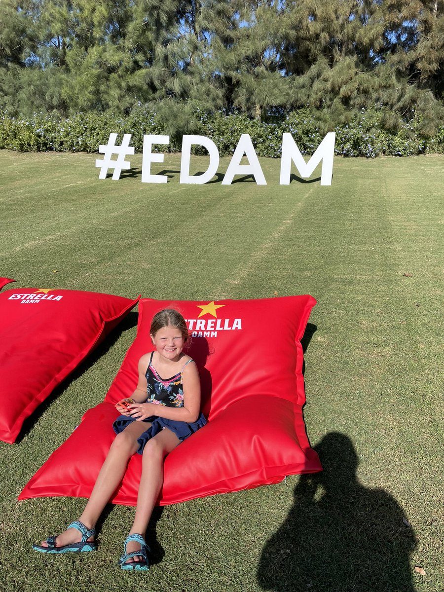 stubro77's tweet photo. First time at a golf tournament for this little one #EDAM https://t.co/sKeQU8oUzX