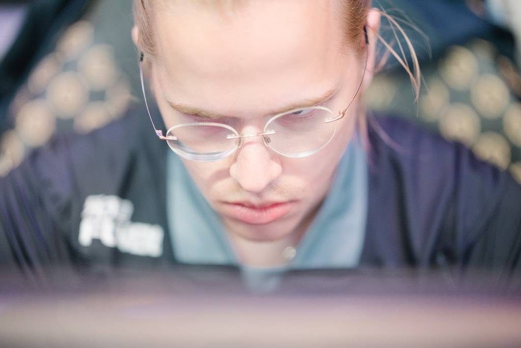 dota2ti's tweet image. In a stunning upset, after having tumbled to the Lower Bracket, OG meet their tournament end at the hands of Team Spirit. Now more than ever, the Aegis of Champions awaits. #TI10