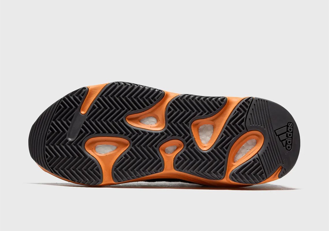 TonyTallor's tweet photo. Yeezy Boost 700 "Wash Orange"
Release Date: Oct 16th, 2021 (Saturday)
Color: N/A

Mens: $240
Style Code: GW0296
https://t.co/Y7VWEeK1Y3 https://t.co/hUrL6Fcsgb