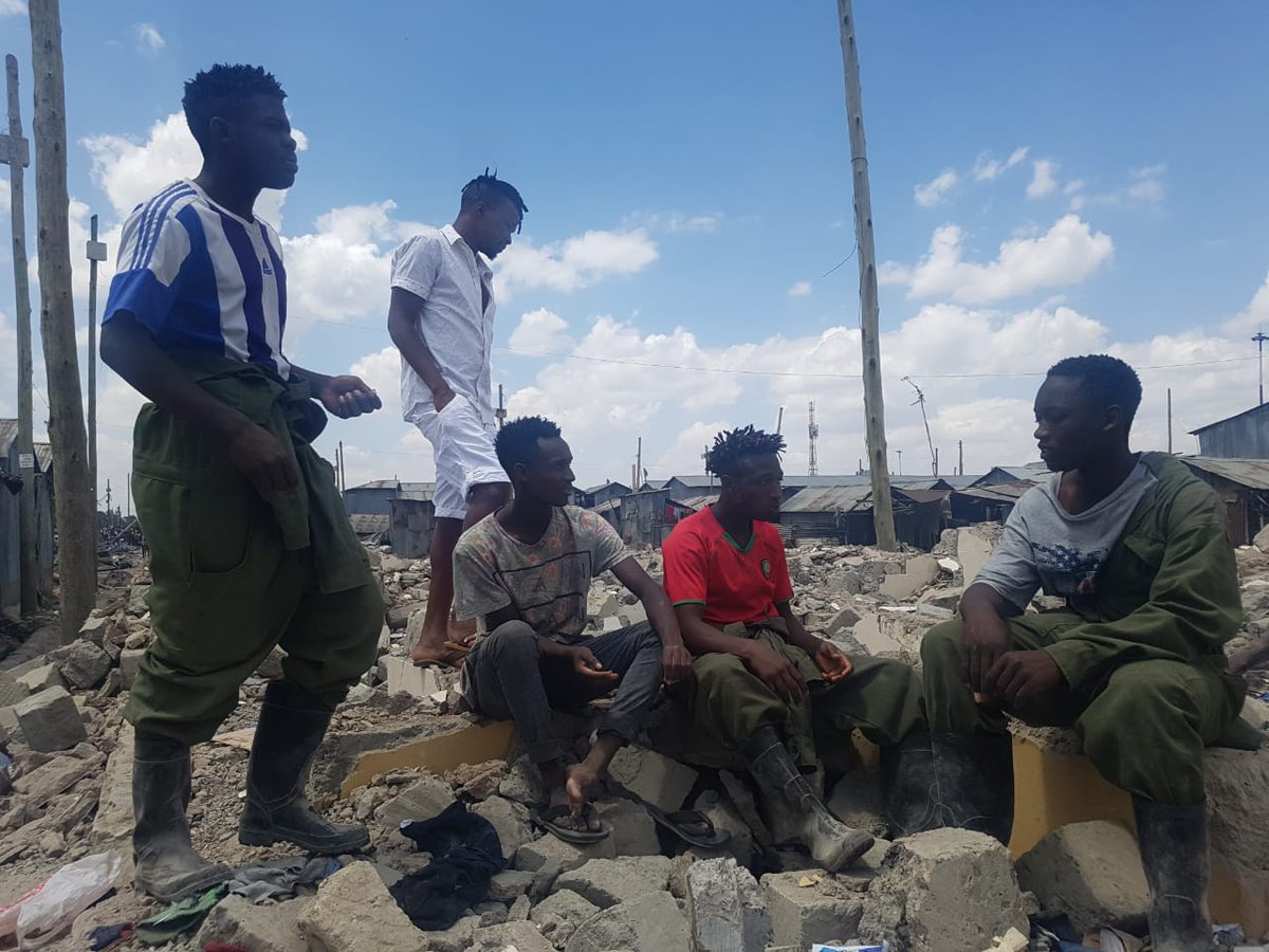FaithKasina's tweet photo. Residents of Mukuru are counting loses after demolitions took place without a notification to give them time to move their things. Most of these victims have nowhere to go as Mukuru has been home to them for years.
#StopMukuruEvictions
#HousingJusticeNow
@mukuru_cjc @Minookyaa https://t.co/hMGw0mnEWW