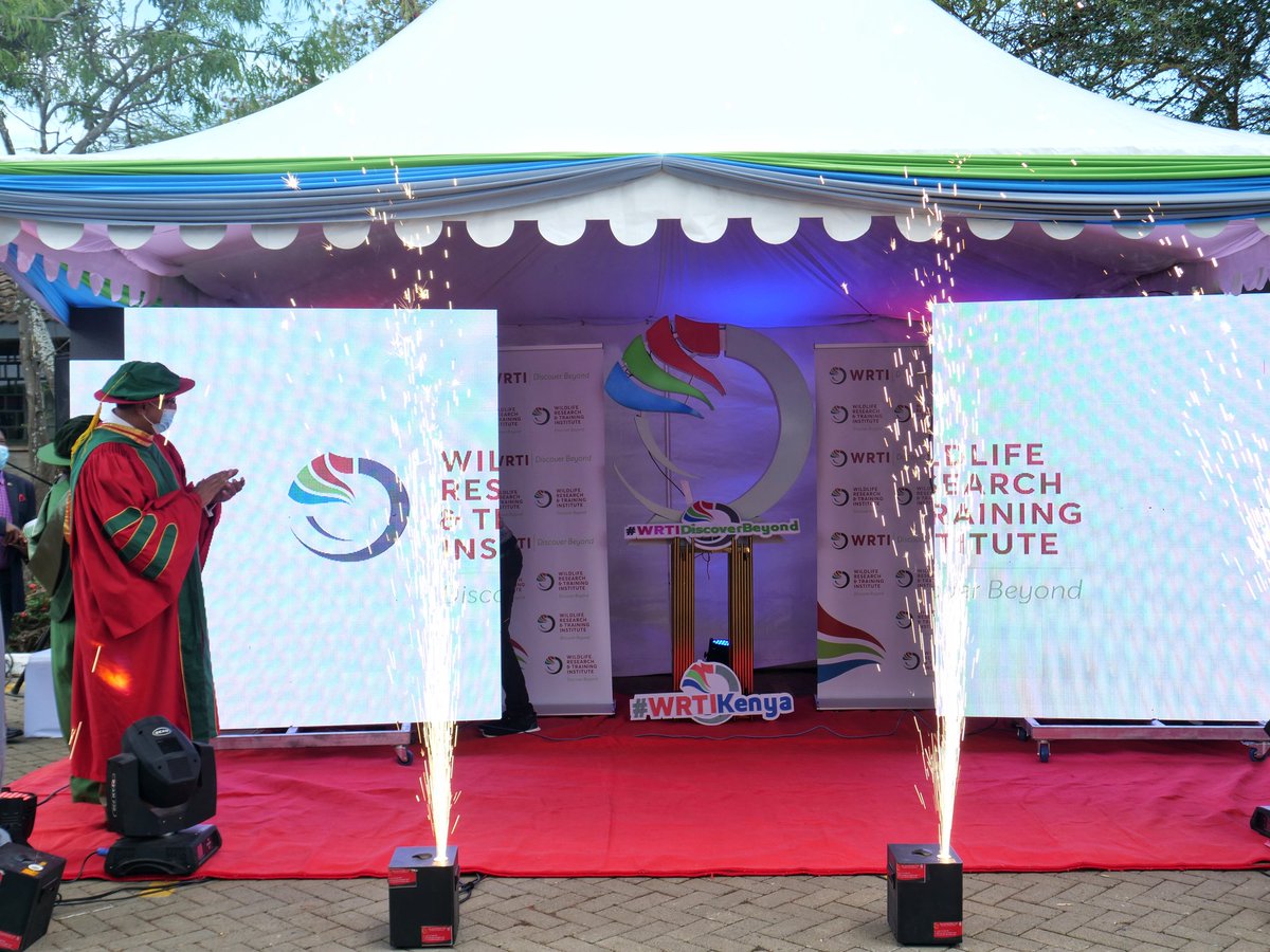 tunajibu's tweet image. I am delighted to officially launch the @WRTIKenya logo, during the 19th graduation ceremony. The Government took deliberate efforts to operationalize WRTI, which started operating as an independent Institution from 1st July 2021. #WRTIDiscoverBeyond 🎓