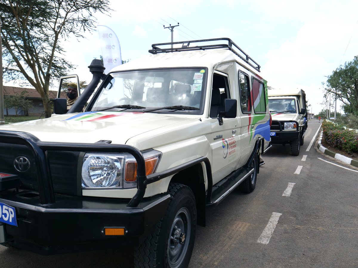 tunajibu's tweet image. I am delighted to officially launch the @WRTIKenya logo, during the 19th graduation ceremony. The Government took deliberate efforts to operationalize WRTI, which started operating as an independent Institution from 1st July 2021. #WRTIDiscoverBeyond 🎓