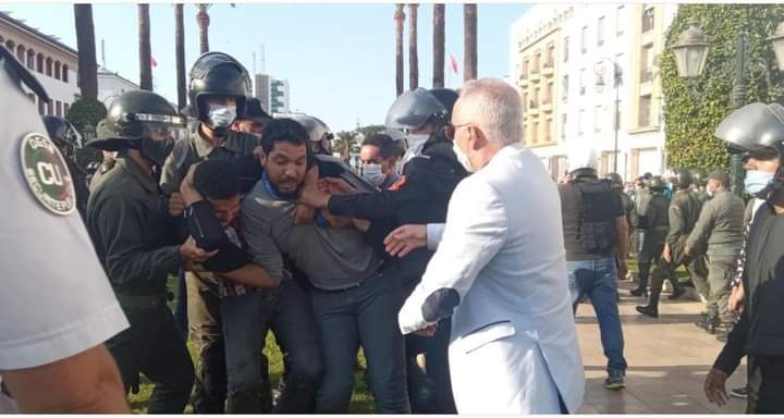 JaouadSh's tweet photo. #protect_teachers_in_morocco https://t.co/pw30BWTqON