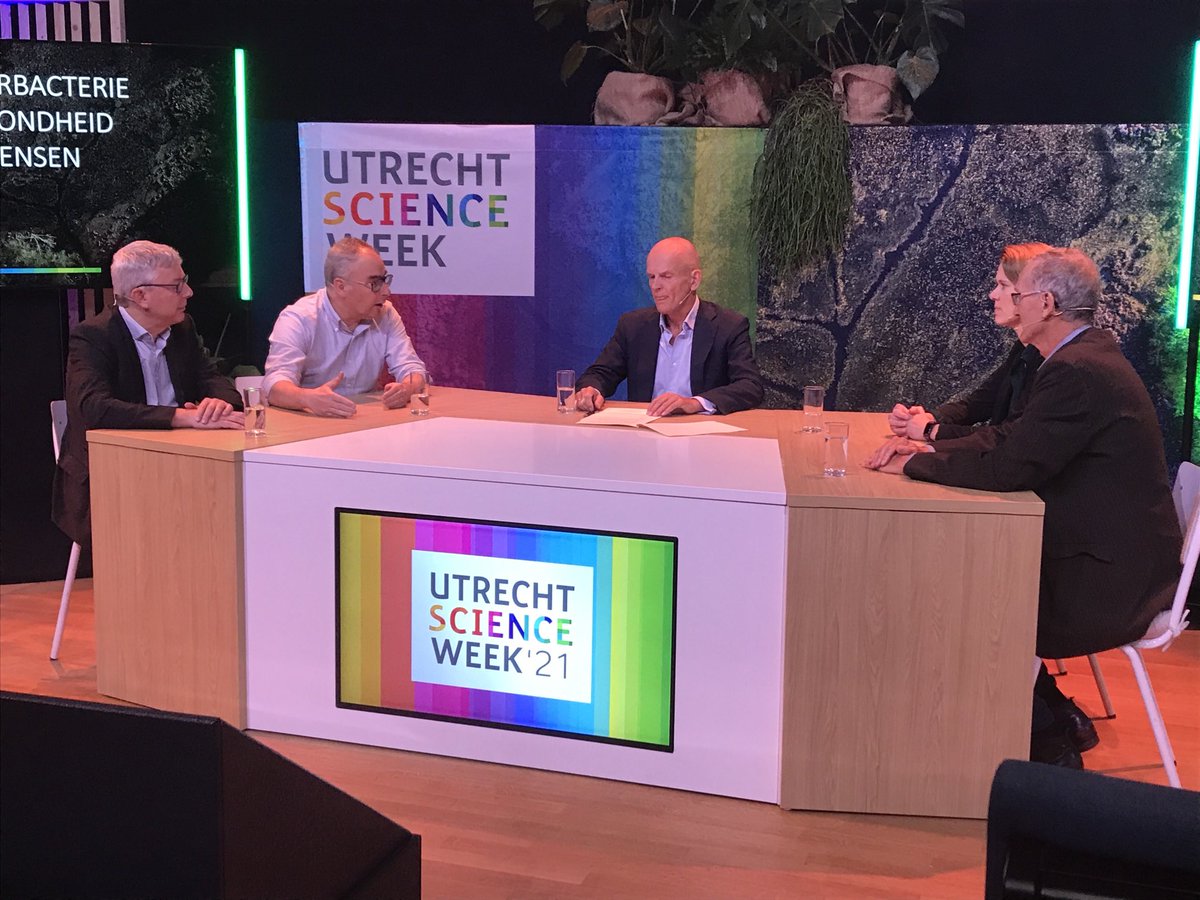 #marcbonten over dreiging opmars superbacterie : COVID-19 leerde ons hoeveel wetenschap en samenwerking vermag als nood aan de man is #utrechtscienceweek ⁦<a href="/UniUtrecht/">Utrecht University</a>⁩ ⁦<a href="/UMCUtrecht/">UMC Utrecht</a>⁩