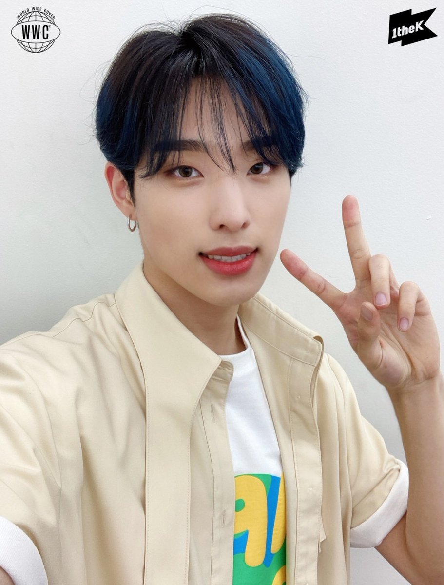 Keeho_fan_fr's tweet photo. Photo || 15.10.2021

Keeho a posté un selca sur le Twitter de 1THEK (@1theK) après leur passage dans #WorldWideCover #WWC 

#KEEHO #P1H #P1HARMONY #P1ece
@P1H_official
@P1H_members https://t.co/FzUW8z6ywh