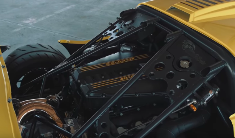WOW! - This guy dropped a 6.2L AMG V8 into a #Lotus Exige, now produces up to 650hp 😍😍 bit.ly/3BM51D9