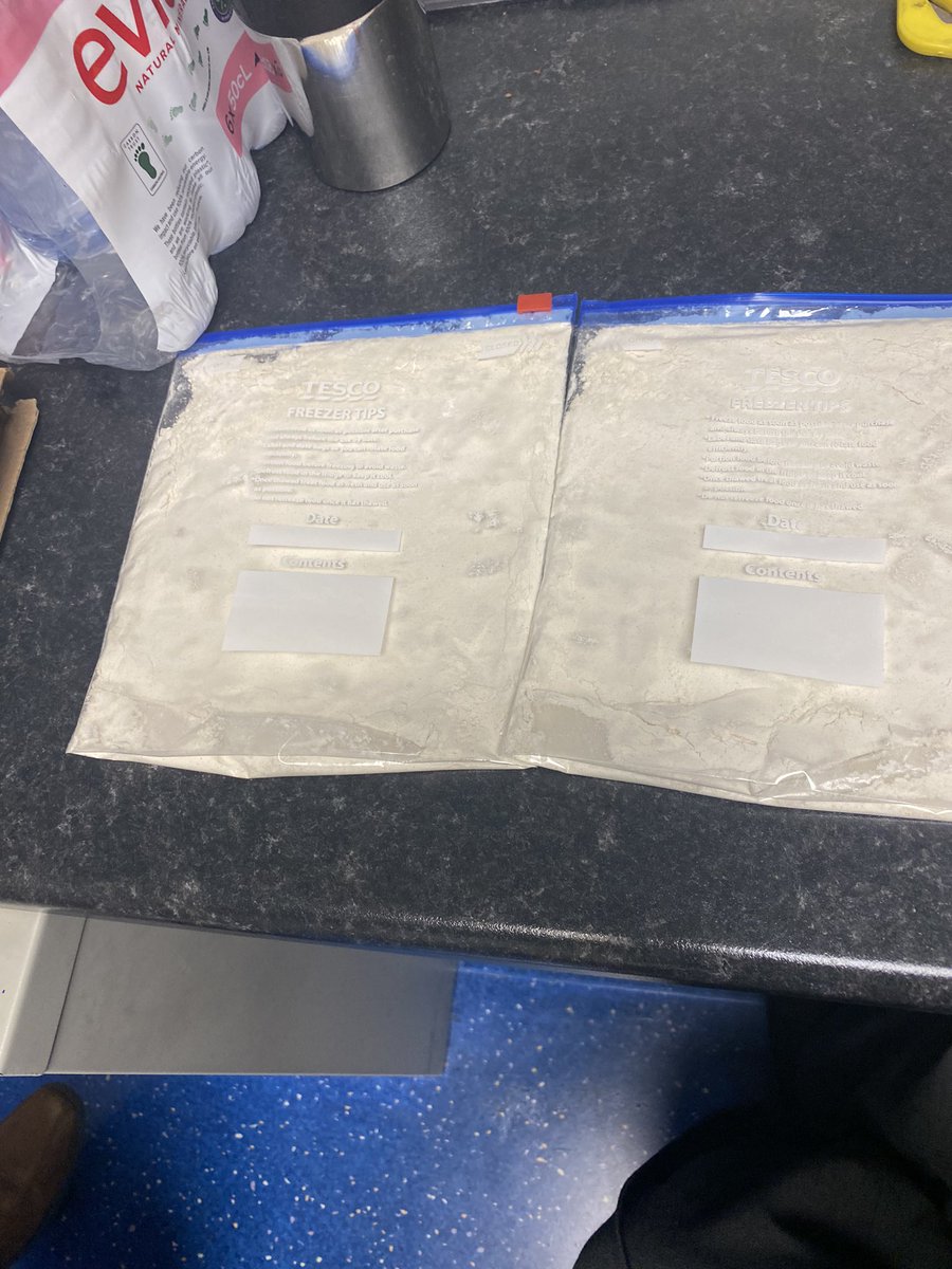 Hi @parcelforce, my company keep receiving bags of flour (or what we think is flour!) in parcels delivered by you.  Is there a way of finding out who sent it please? https://t.co/xIwftZxRZF