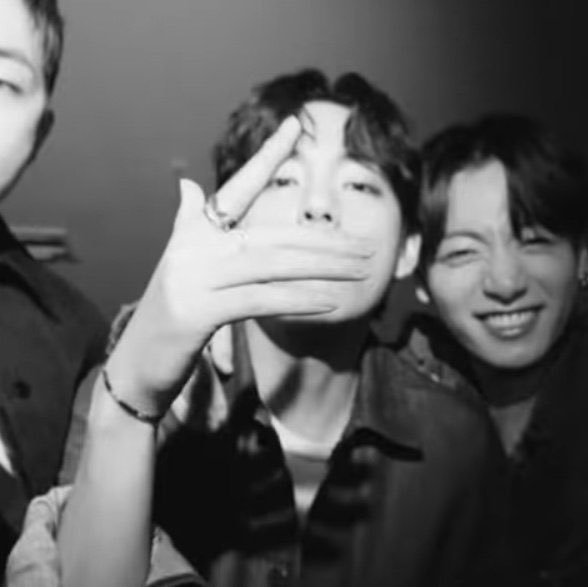 jeonpeem's tweet image. ไม่แผ่วอีกแล้วว่ะ •̥  ̫ •