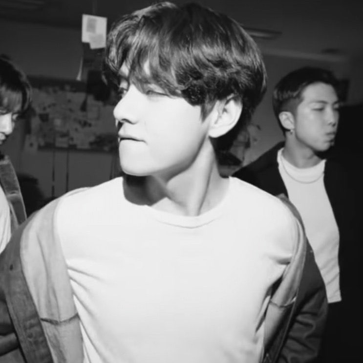 jeonpeem's tweet image. ไม่แผ่วอีกแล้วว่ะ •̥  ̫ •