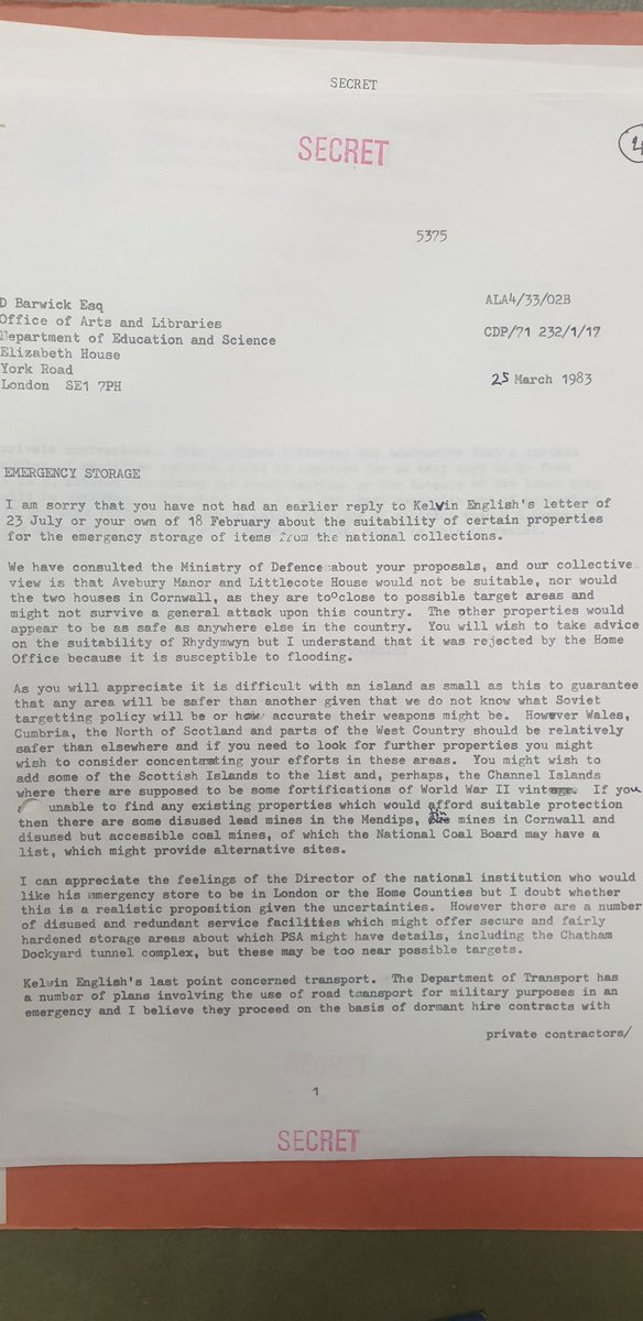 Sir Humphrey tweet media
