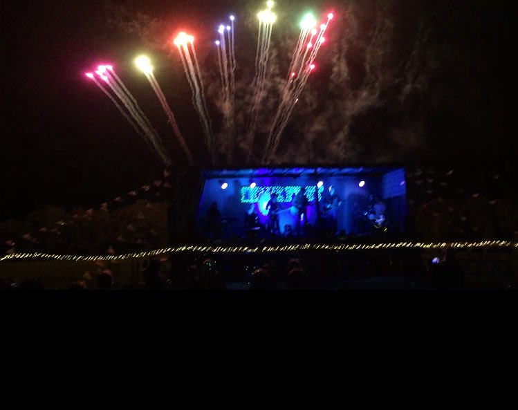 My girl playing electric guitar at her first outdoor music concert. So proud 💕 Bloomin’ brilliant! Amazing night. #DixieFest