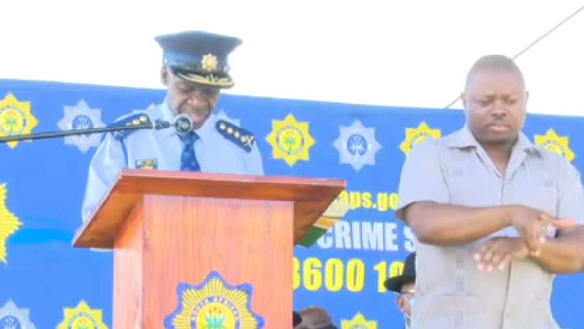 SAPoliceService's tweet photo. #sapsHQ National Police Commissioner gives an overview of the National #SaferFestiveSeason Operation that will further the objectives of the #CountryInBlue concept. #PoliceVisibility ME https://t.co/KWHOSn9hIa