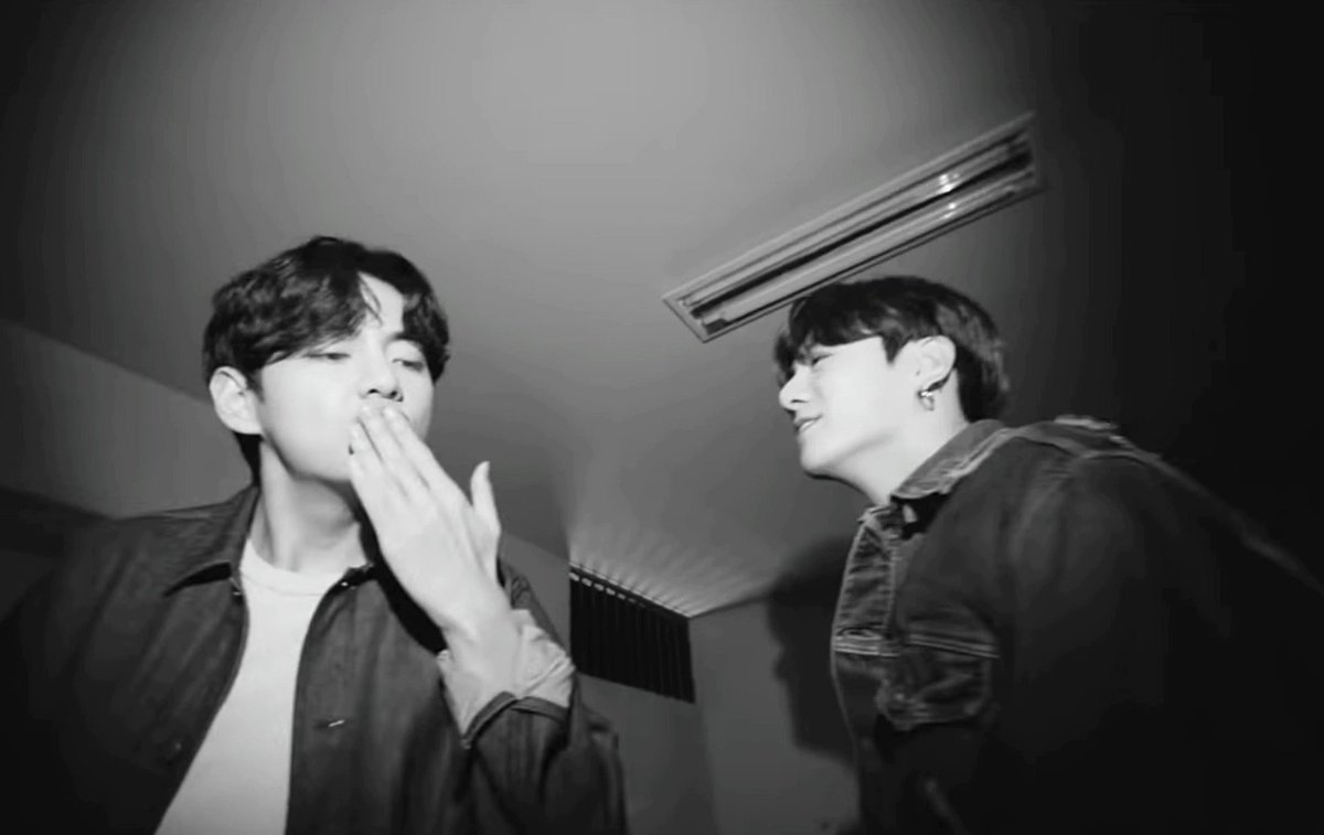 떡버 tweet media