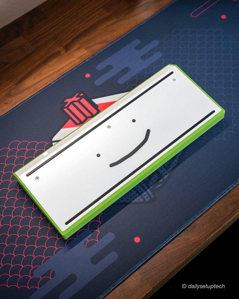 dailysetuptech's tweet photo. Hi @Dream, I Built a custom keyboard for you! 

Hopefully you see this! 

Is your PO Box still open? I want to send this to you :)

@dreamwastaken https://t.co/CNiOGQO6xA