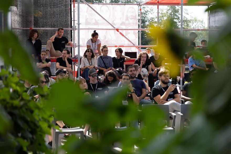 bimedotcom's tweet photo. What Should the University of the Future Look Like? 
https://t.co/qcjohnY8OL by @SusanFourtane via @FierceEducation 
#edtech #personalization @ArsElectronica @jkulinz

@sallyeaves @drsharwood @Nicochan33 @Shi4Tech @EvaSmartAI @AilsaForshaw @gerald_bader @RagusoSergio @tlloydjones https://t.co/kmekRONfqn