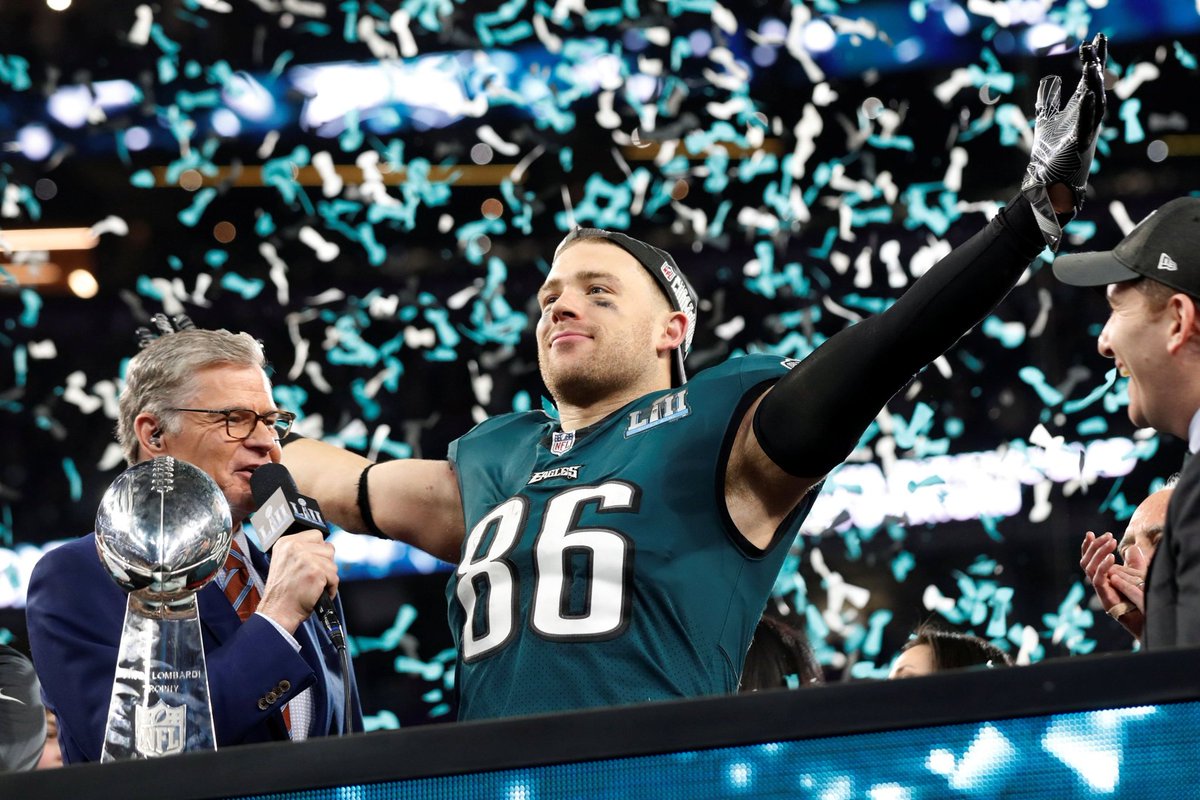thomasrp93's tweet photo. Eagles trade Zach Ertz to Cardinals for CB Tay Gowan and a 2022 5th round pick.

Can't express how thankful i am for all the memories, TDs, and the SB game winner 💚 An Eagle for life.
#Eagles https://t.co/fB3VWGrnU6