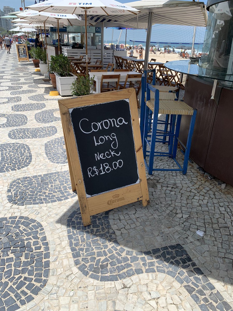 PugliesiT's tweet photo. inflação ou só Leblon mesmo? https://t.co/PtebEliL1v