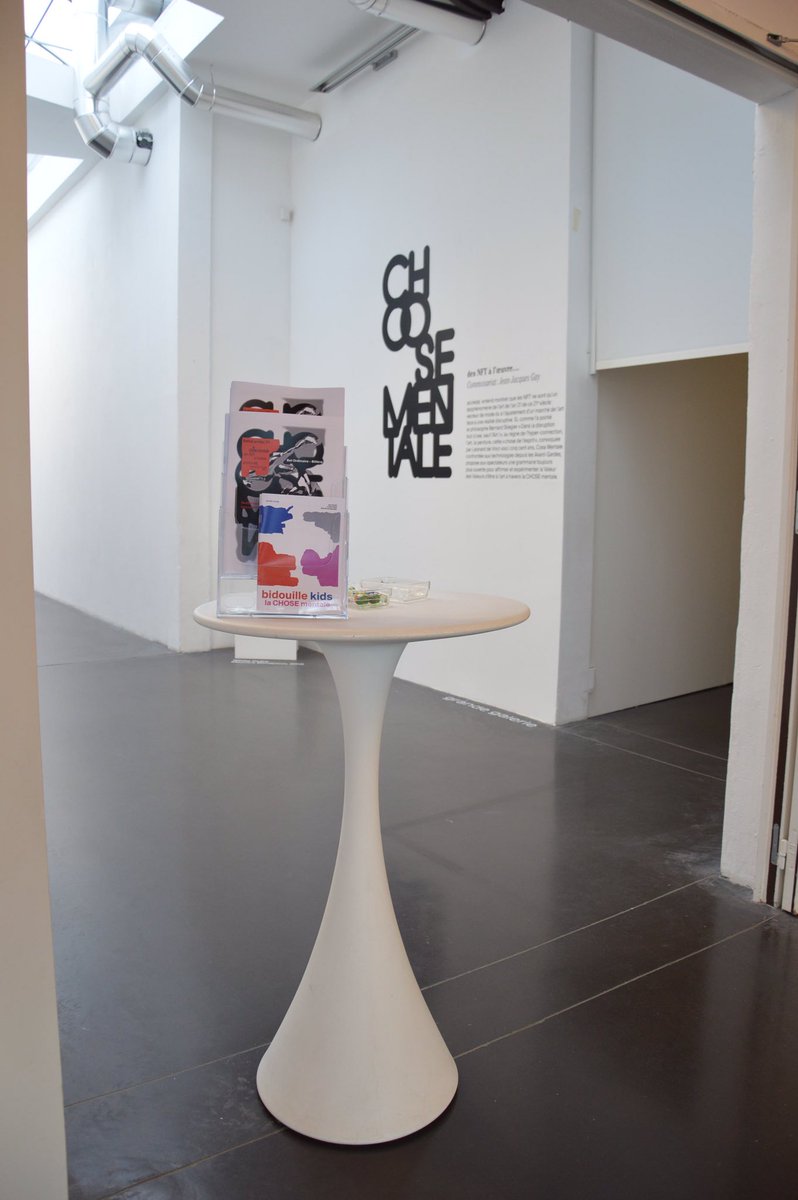 petit aperçu des quelques œuvres que vous pouvez découvrir dans l'exposition la CHOSE mentale, des NFT à l'œuvre... 
à visiter au <a href="/LeBelOrdinaire/">Le Bel ordinaire</a> du mercredi au samedi, de 15h à 19h, jusqu'au 27/11/21
ne manquez pas le 6/11 la visite guidée 16h suivie d'un atelier tout public 17h
