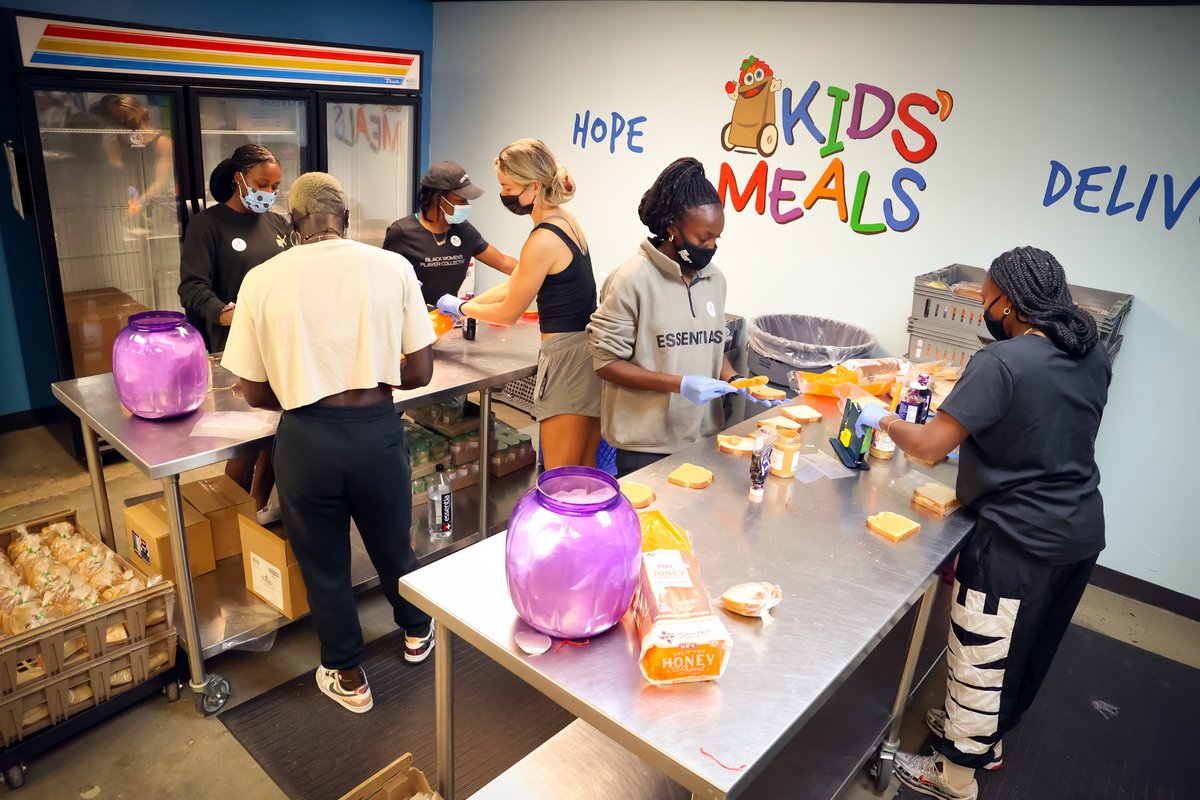 KidsMealsInc tweet picture