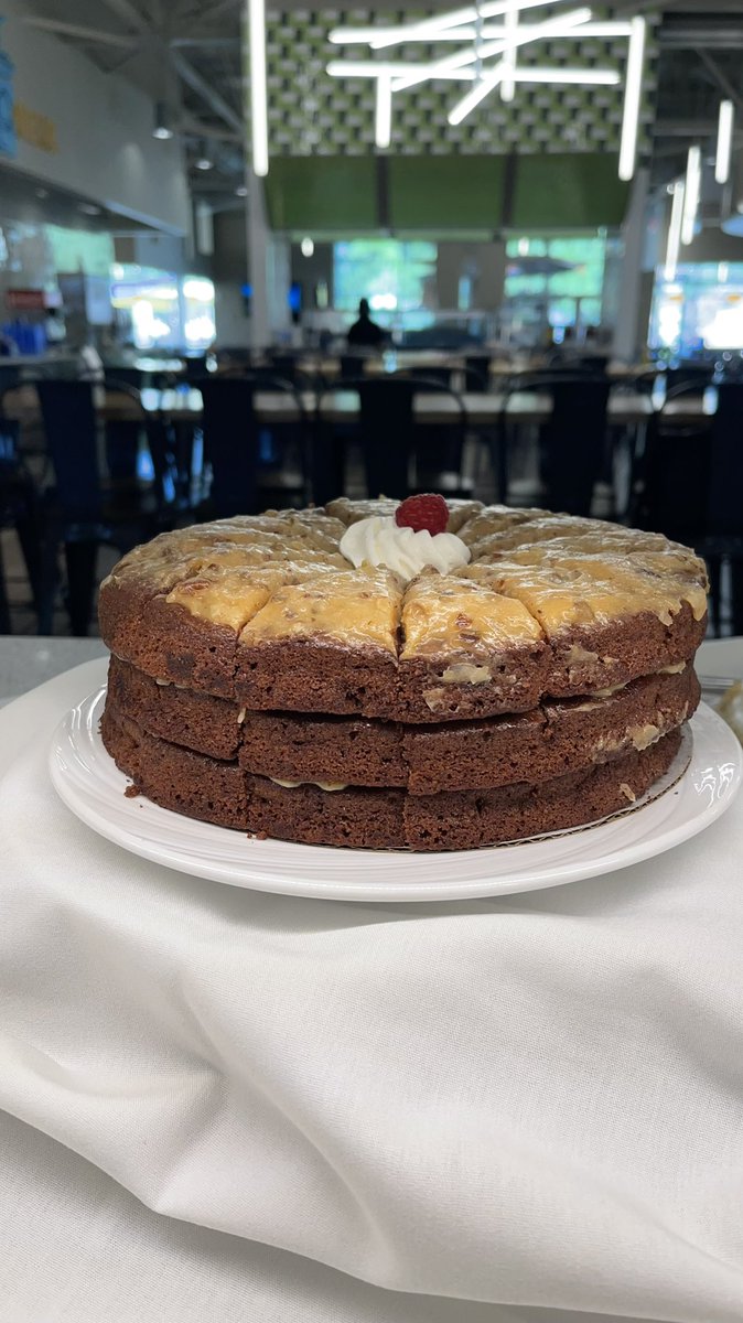 fvsu_dining's tweet photo. National Dessert Day was a big success 🔥
•
•
•
#FVSU #FORTVALLEYSTATEUNIVERSITY #FVSU22 #FVSU23 #FVSU24 #fvsu25 https://t.co/MUXthRxsHK
