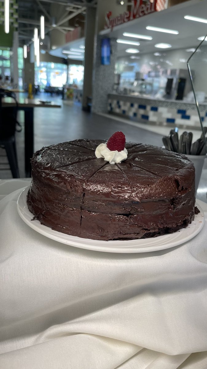 fvsu_dining's tweet photo. National Dessert Day was a big success 🔥
•
•
•
#FVSU #FORTVALLEYSTATEUNIVERSITY #FVSU22 #FVSU23 #FVSU24 #fvsu25 https://t.co/MUXthRxsHK