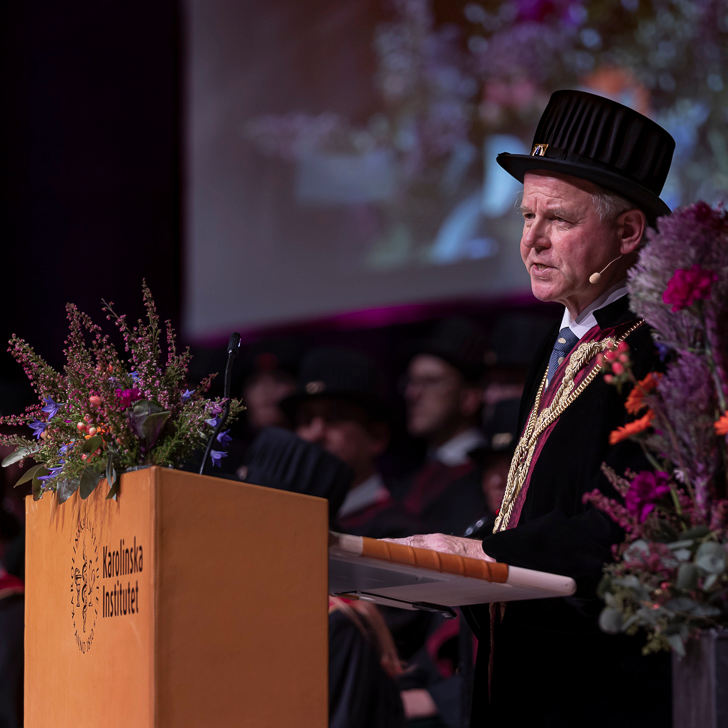 Congratulations to all our new professors who were installed at the annual inauguration ceremony yesterday 🎓 🙌🏼 🎉 <a href="/SerlachiusEva/">Serlachius</a>
<a href="/ottersenolep/">Ole Petter Ottersen</a>
news.ki.se/focus-on-pedag…