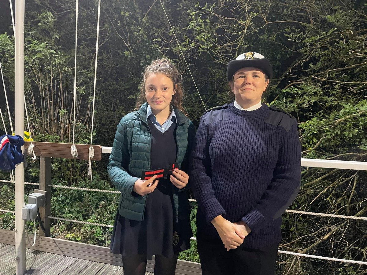 SeaCadetsDover's tweet photo. Well done to the Cadets that received badges last night! Well deserved 👏😊 3 Senior Cadets received good conduct stripes for hard work and dedication
And 1 junior cadet received his Community and Citizenship module (yellow) of the junior cadet training syllabus 

BZ! #seacadets https://t.co/jR2Oyddx5R