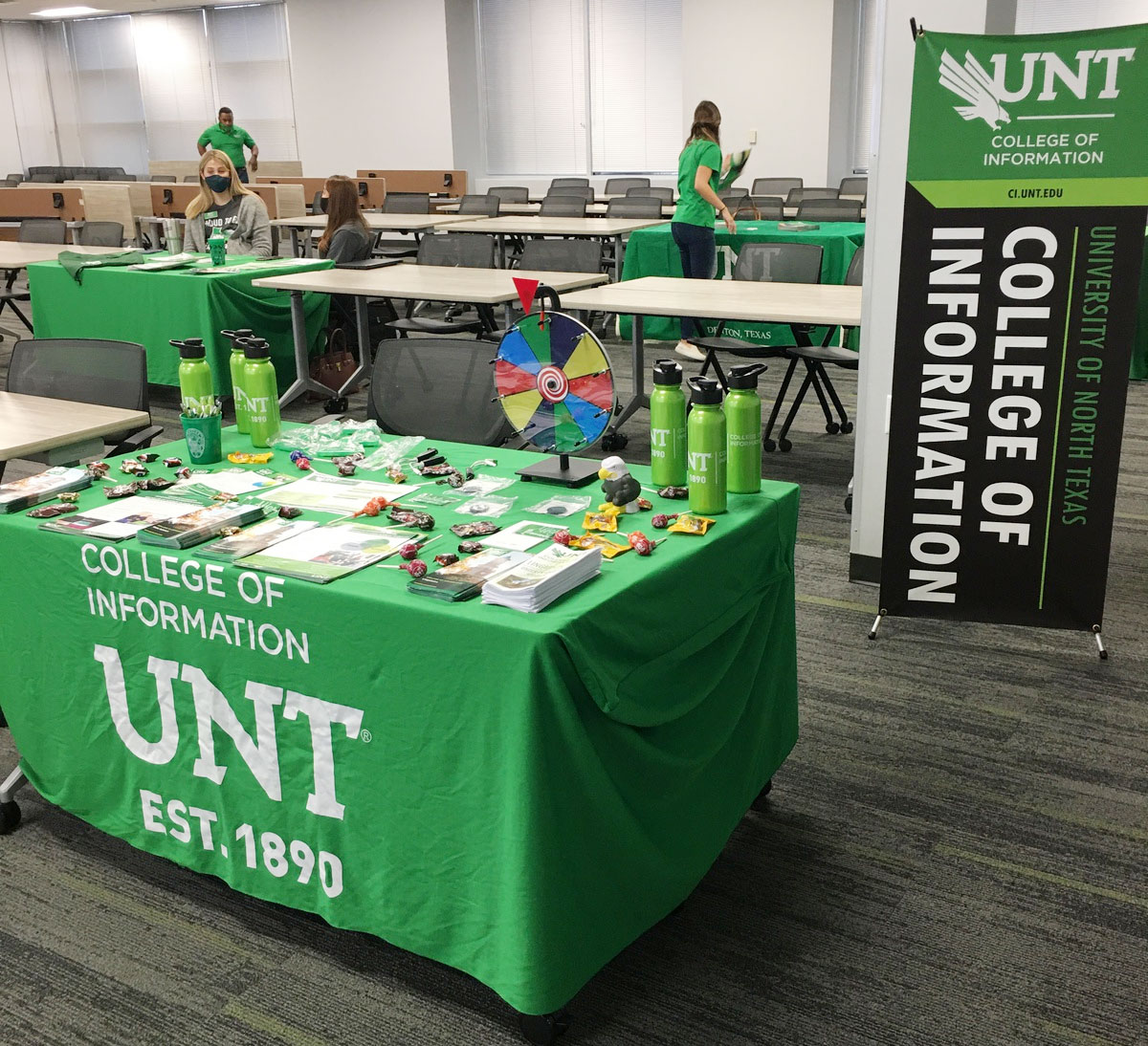 UNT College of Information (@untcoi) on Twitter photo Thinking of transferring to #UNT? Stop by the #UNTCOI table at Transfer Debut in Frisco, TX and talk with our recruiter <a href="/Lisahollinger2/">Lisa hollinger</a> to get your questions answered. Bring copies of your official or unofficial transcripts. Learn more: bit.ly/3j5YCv8 #UNTbound #Frisco Thinking of transferring to #UNT? Stop by the #UNTCOI table at Transfer Debut in Frisco, TX and talk with our recruiter <a href="/Lisahollinger2/">Lisa hollinger</a> to get your questions answered. Bring copies of your official or unofficial transcripts. Learn more: bit.ly/3j5YCv8 #UNTbound #Frisco