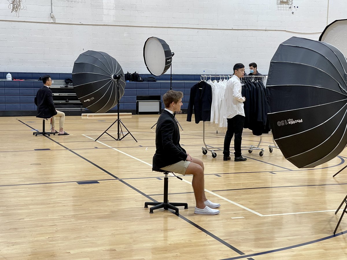 MillerpPaul's tweet photo. Last opportunity for a yearbook senior portrait happening now in the middle school gym! @NBFineArts @NBPSEagles https://t.co/4jDrTN1B7b