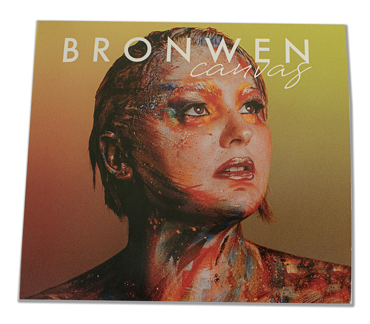 MTS_CD_DVD's tweet image. We love it when old friends come back with new projects. Great to work with @BronwenLewis_   again.
‘Canvas’ a 4 panel digifile with tunnel pocket and a 24-page booklet. 
Brilliant music, stunning artwork, top product. #music