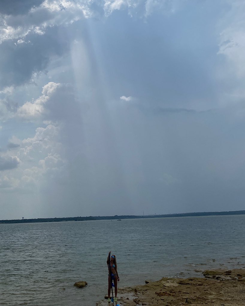 PepitaCorona's tweet image. G♥️D has already lined up our paths…… My Friday feels with #watervibes #grapevinelake #momlife #bebold #women #Friday #fridaymorning #fearless  #lovelakes #WaterIsLife #positivemindset #viernesdelago #lakelife #waterski 🏄🏼‍♀️