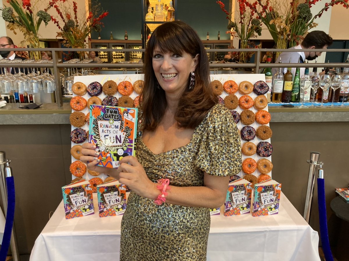 scholasticuk's tweet photo. Happy Publication Week to the amazing @LizPichon - writer and illustrator extraordinaire!
Keep your ears peeled for Liz and #TomGates on @thisisheart at half-term!
#RandomActsOfFun is out now https://t.co/2mCdG6N9Yy