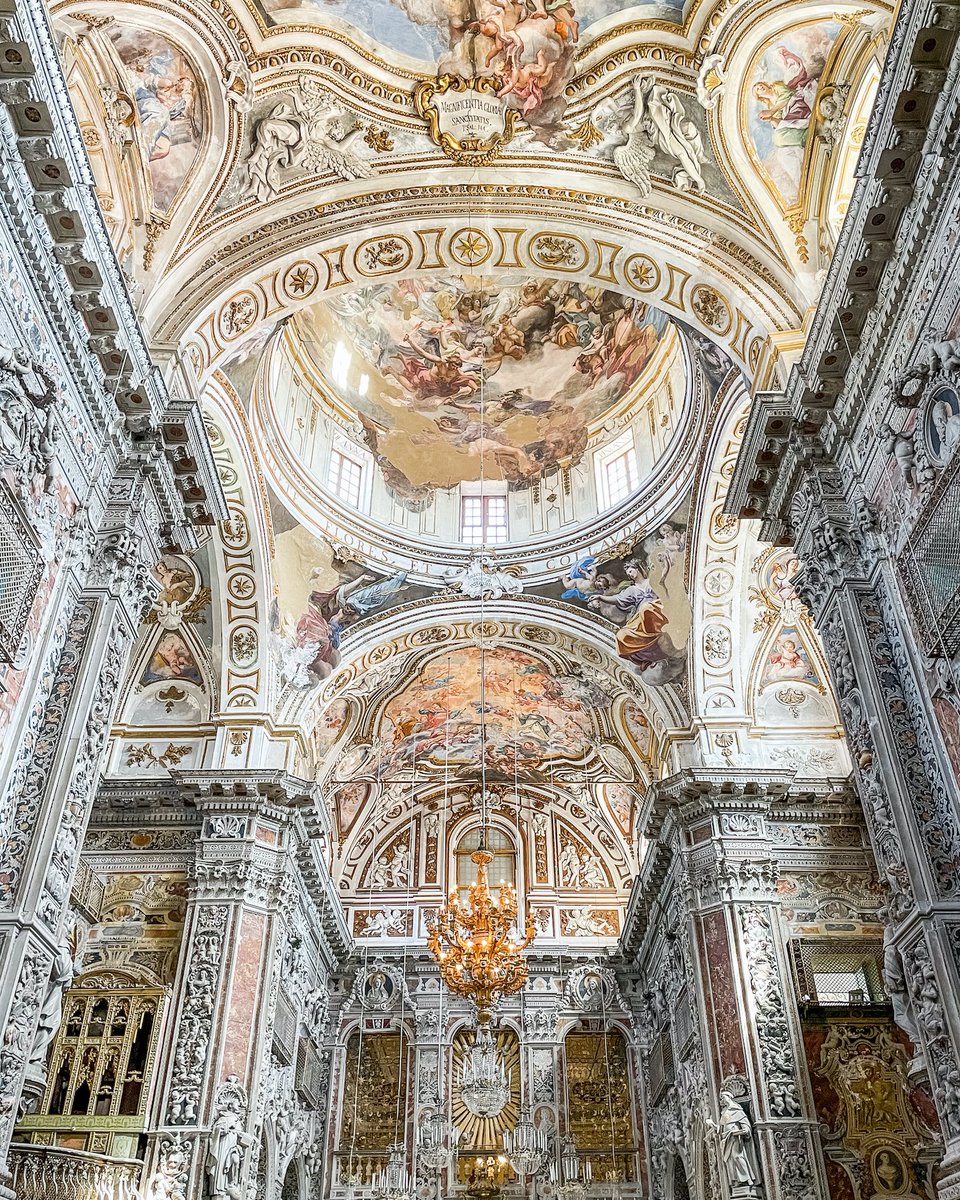 Every inch of Palermo's Complesso Monumentale di Santa Chiara is covered in dazzling Renaissance frescoes.

#RoccoForteHotels #RoccoForte  
#Sicily #VillaIgiea