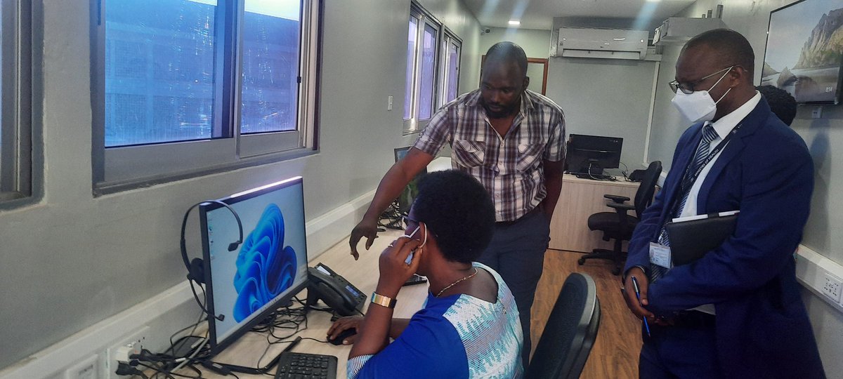 ainbyoo's tweet photo. @MinofHealthUG PS @DianaAtwine  has today afternoon  assessed the readiness of the Naguru  Ambulance  Station  expected to host the emergency  medical services  call and dispatch  centre. This centre will coordinate  Ambulance  access around  Kampala  Metropolitan  area https://t.co/TJQCH1Fjza