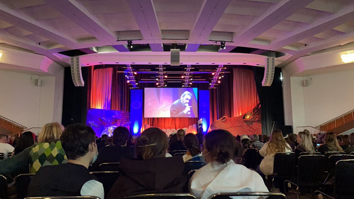 Yve Trust tweet media