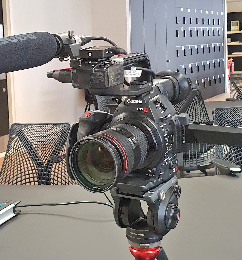 TheVideoChris's tweet photo. Nice to be filming in London again https://t.co/Vv9siVhzXl