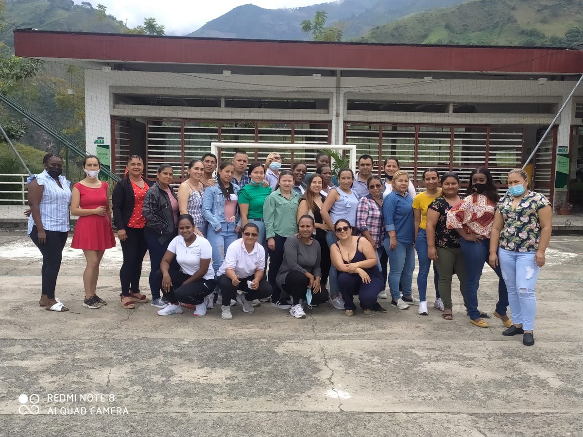 EdgarEusse's tweet photo. @FuturecoBiosci @onucolombia @UEenColomia #MaestrasRuralesPTA Mención de reconocimiento en el "Día de la Mujer Rural" a todas las Docentes, tutoras y maestras de los Establecimientos Educativos Focalizados por el "Programa Todos a Aprender" @PTA_Colombia del Ministerio de Educación – Colombia https://t.co/3dPoi9JCGU