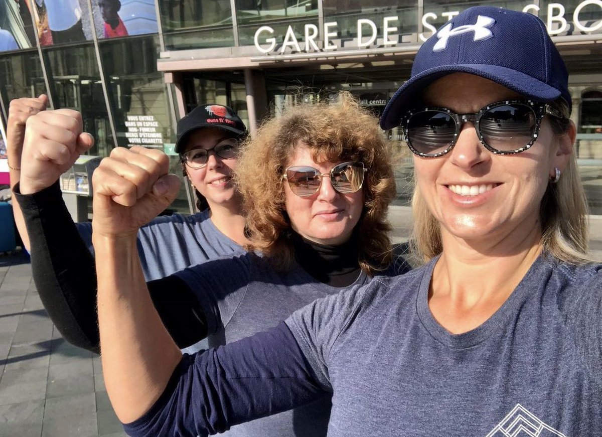 peakersrus's tweet photo. Once upon a time (aka last weekend) there were Three Peaker Sisters who decided to meet in the old fair city of Strasbourg. 
They had loads of sun, fun, food and good mood. 
And they flexed happily ever after.
Happy #FlexFriday peakers! 💪😘
@MyPeakChallenge  @SamHeughan https://t.co/T86ghhJf9E