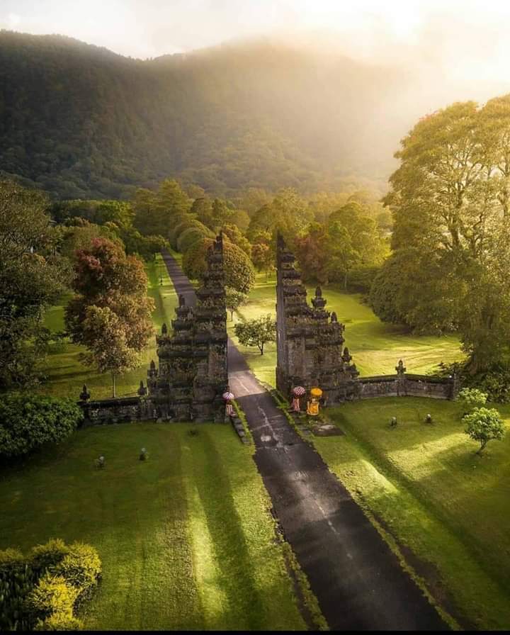 DeDarma12's tweet photo. Bedugul bali indonesia https://t.co/RW9Si3ia3K