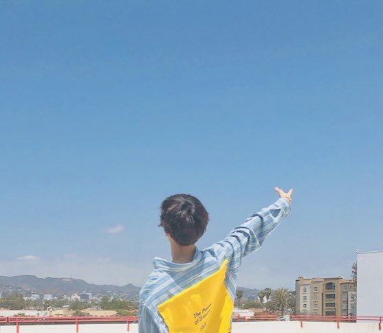 aesthetic_btskz's tweet photo. 💌

#BTSKZ #BTS #StrayKids 
#HAN #JHOPE 
@BTS_twt @Stray_Kids https://t.co/D75LHotQ33